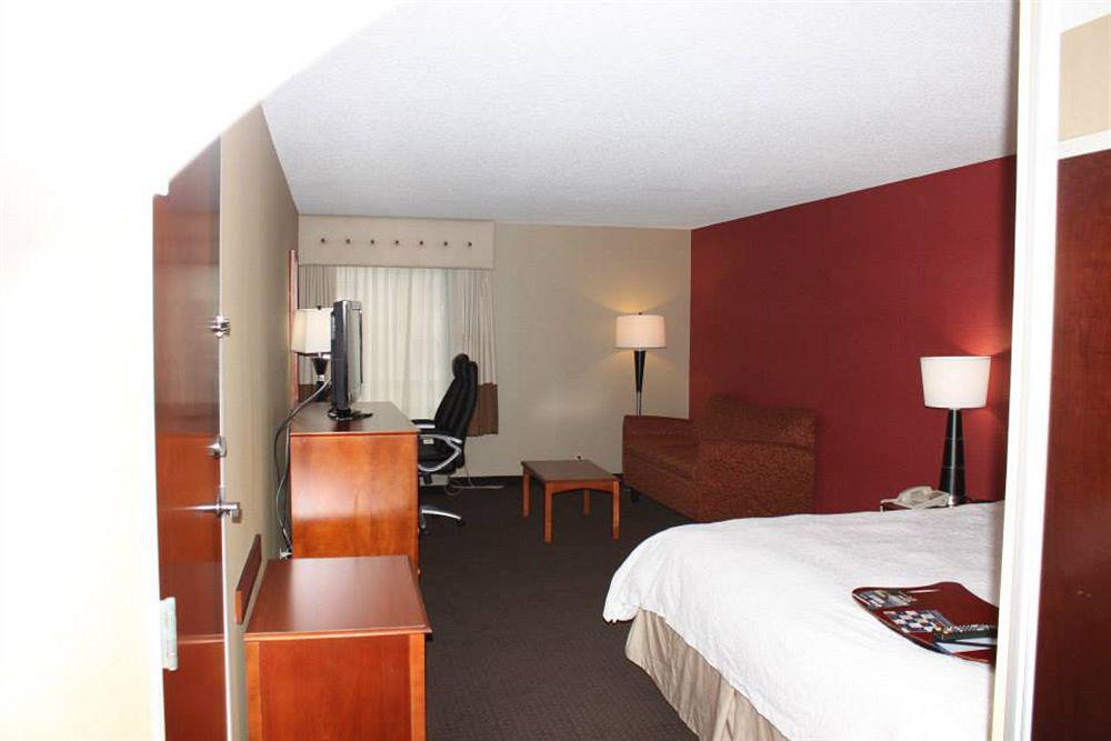Hampton Inn Columbus-International Airport Gahanna Dış mekan fotoğraf