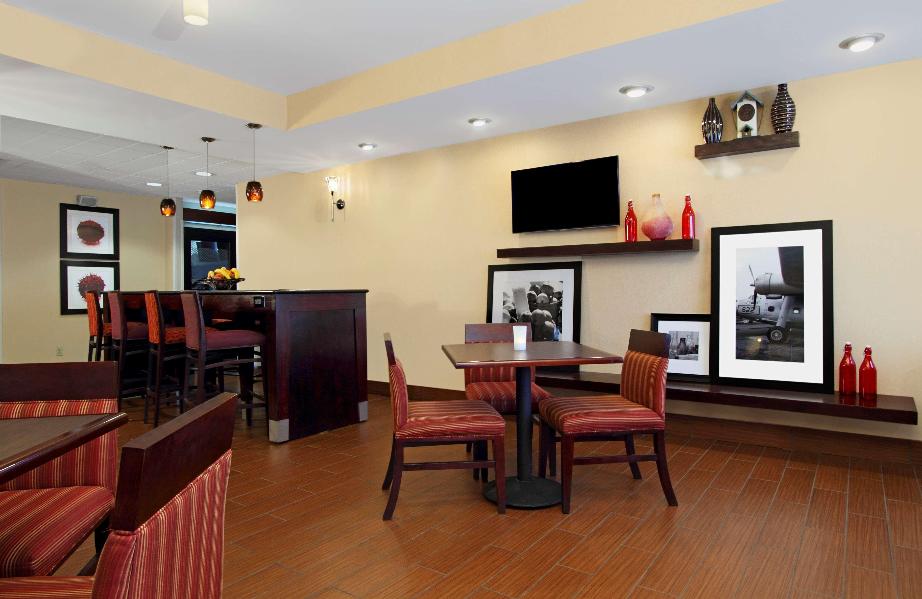 Hampton Inn Columbus-International Airport Gahanna Dış mekan fotoğraf